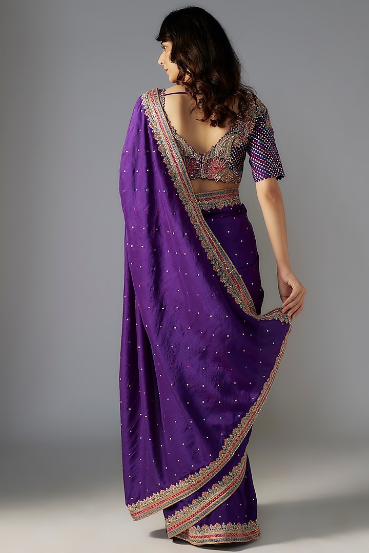 Purple Silk Hand Embroidered Reception Saree Set by Mrunalini Rao at Pernia's Pop Up Shop
