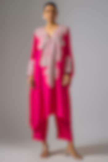 Fuchsia Pure Silk Zardosi Hand Embroidered Kaftan Set by Mrunalini Rao at Pernia's Pop Up Shop