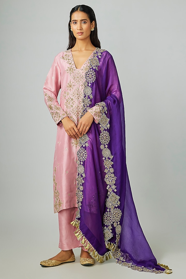 Pastel Green Silk Zardosi & Pearl Embroidered Kurta Set by Mrunalini Rao at Pernia's Pop Up Shop