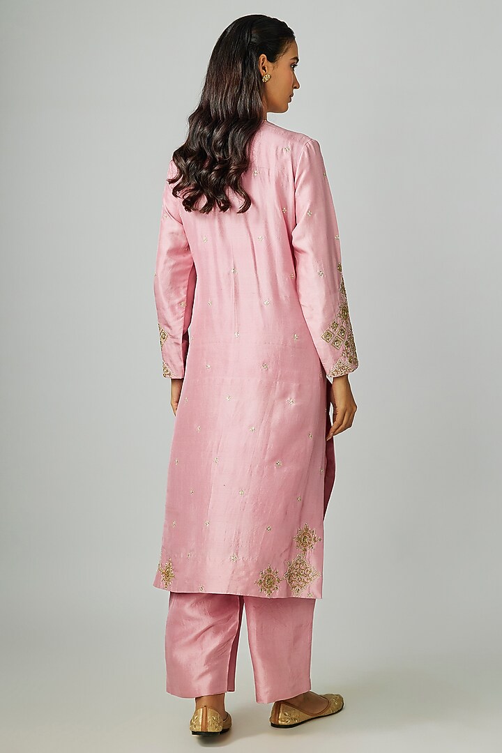 Pastel Green Silk Zardosi & Pearl Embroidered Kurta Set by Mrunalini Rao at Pernia's Pop Up Shop