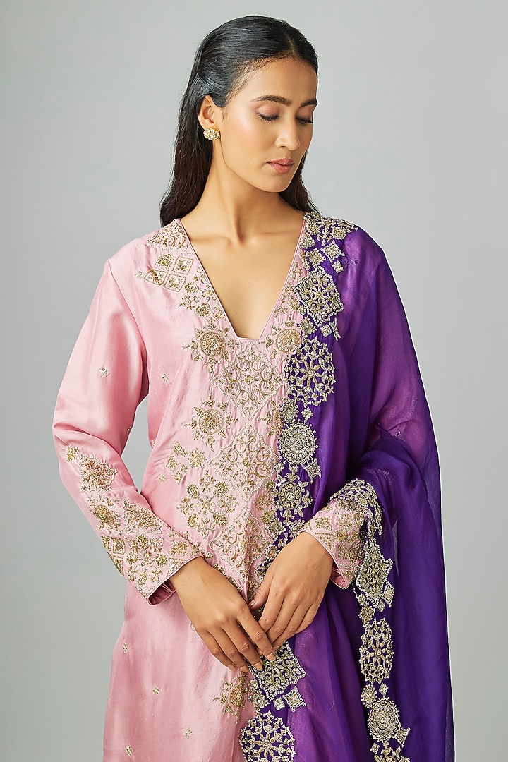 Pastel Green Silk Zardosi & Pearl Embroidered Kurta Set by Mrunalini Rao at Pernia's Pop Up Shop
