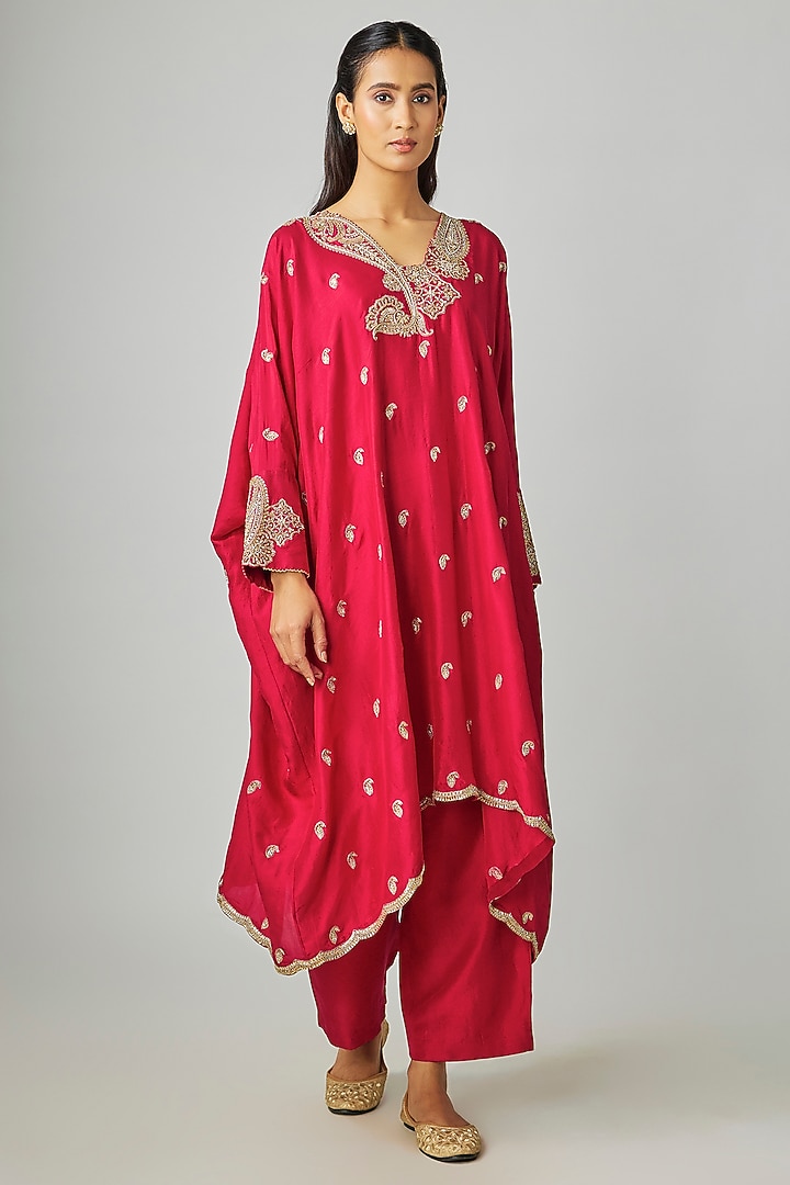 Red Silk Embroidered Kaftan Set by Mrunalini Rao at Pernia's Pop Up Shop