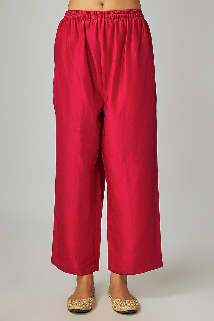 Red Silk Embroidered Kaftan Set by Mrunalini Rao at Pernia's Pop Up Shop
