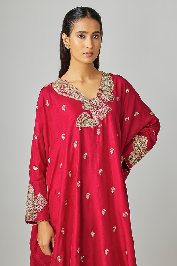 Red Silk Embroidered Kaftan Set by Mrunalini Rao at Pernia's Pop Up Shop
