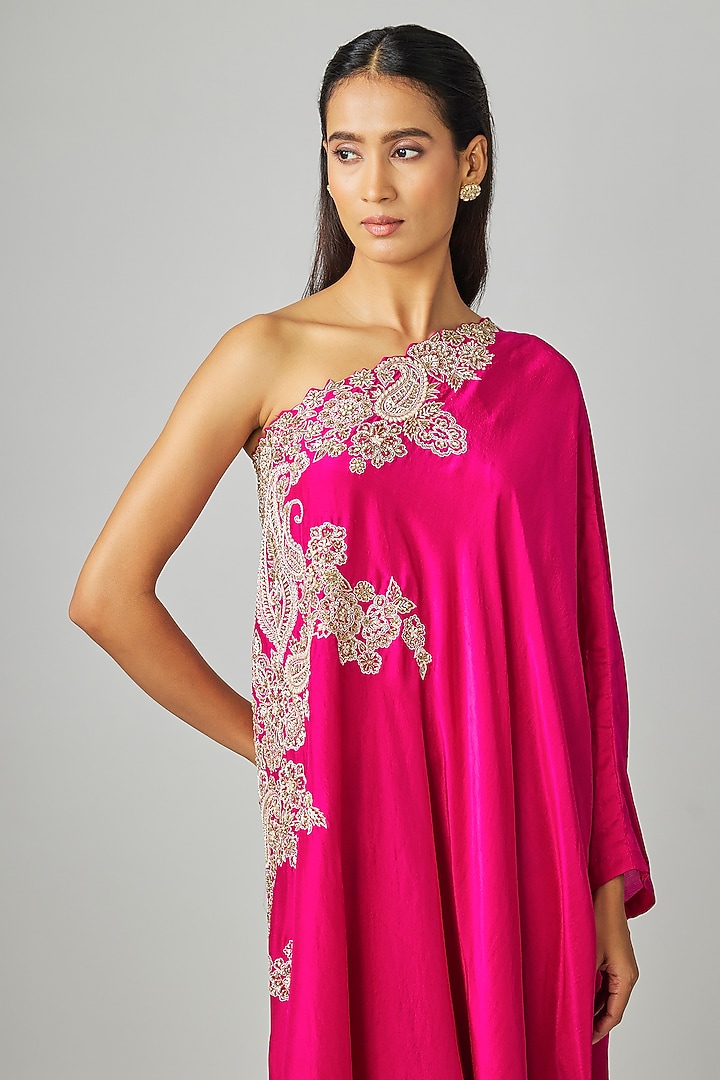 Pink Pure Silk Zardosi Embroidered One-Shoulder Kaftan by Mrunalini Rao at Pernia's Pop Up Shop