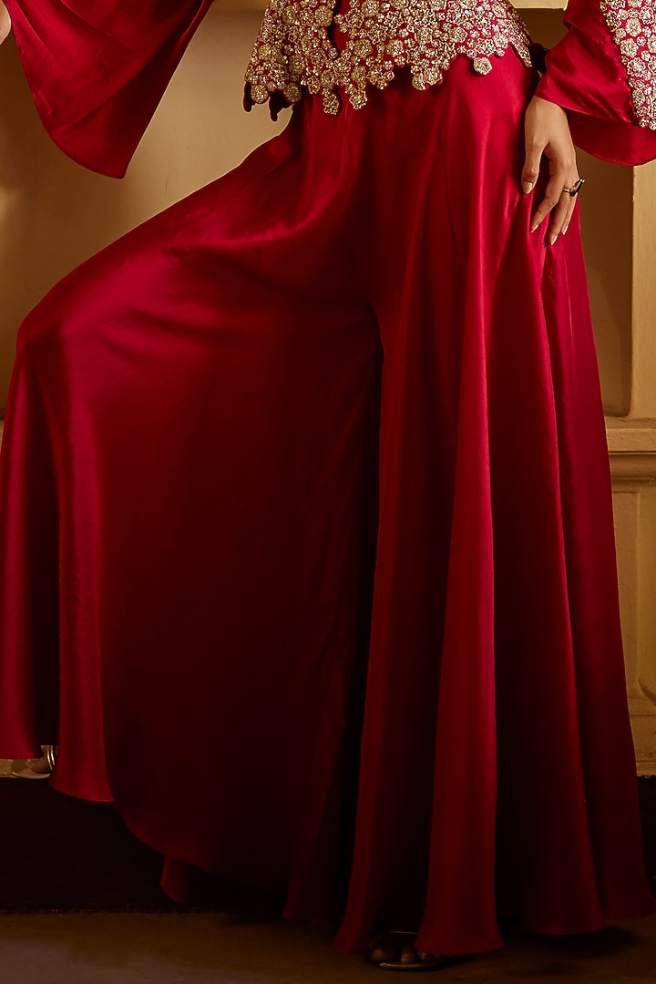 Red Raw Silk Embroidered Jacket Set by Mrunalini Rao at Pernia's Pop Up Shop