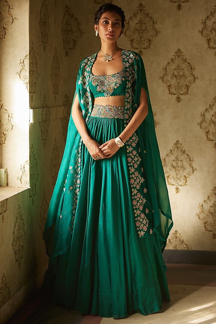 Rama Green Organza Embroidered Cape Set by Mrunalini Rao at Pernia's Pop Up Shop