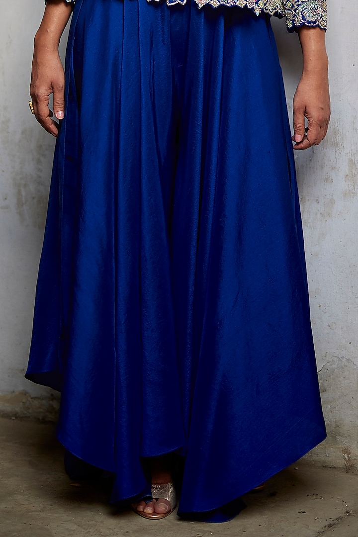 Blue Raw Silk Embroidered Jacket Set by Mrunalini Rao at Pernia's Pop Up Shop