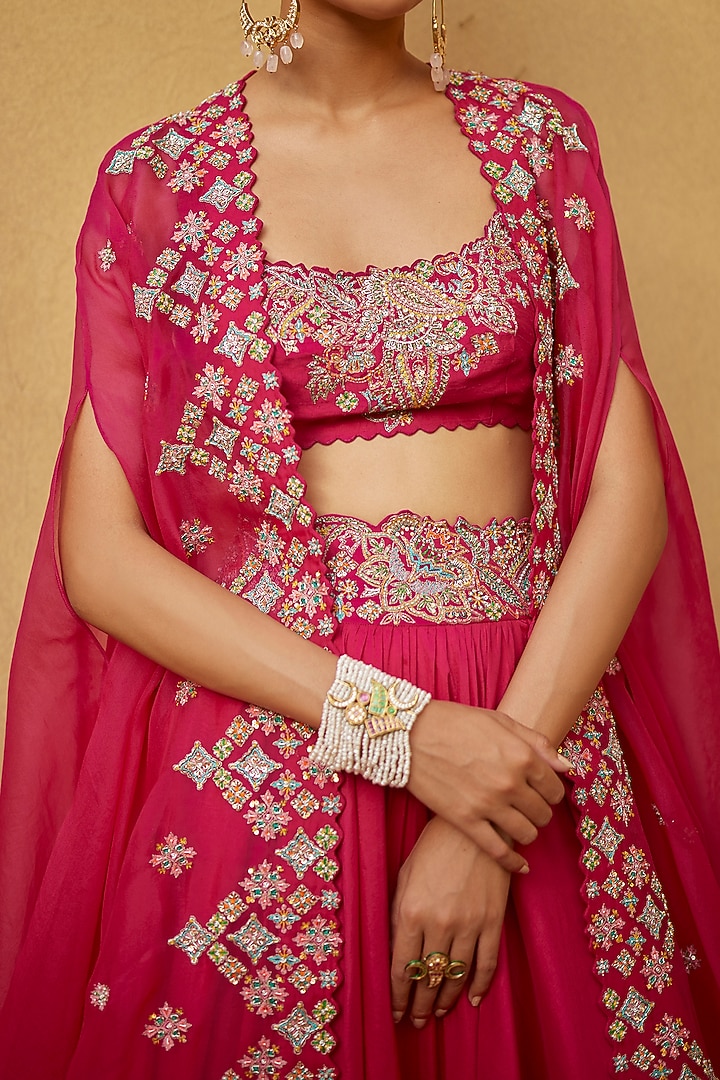 Pink Organza Embroidered Cape Set by Mrunalini Rao at Pernia's Pop Up Shop