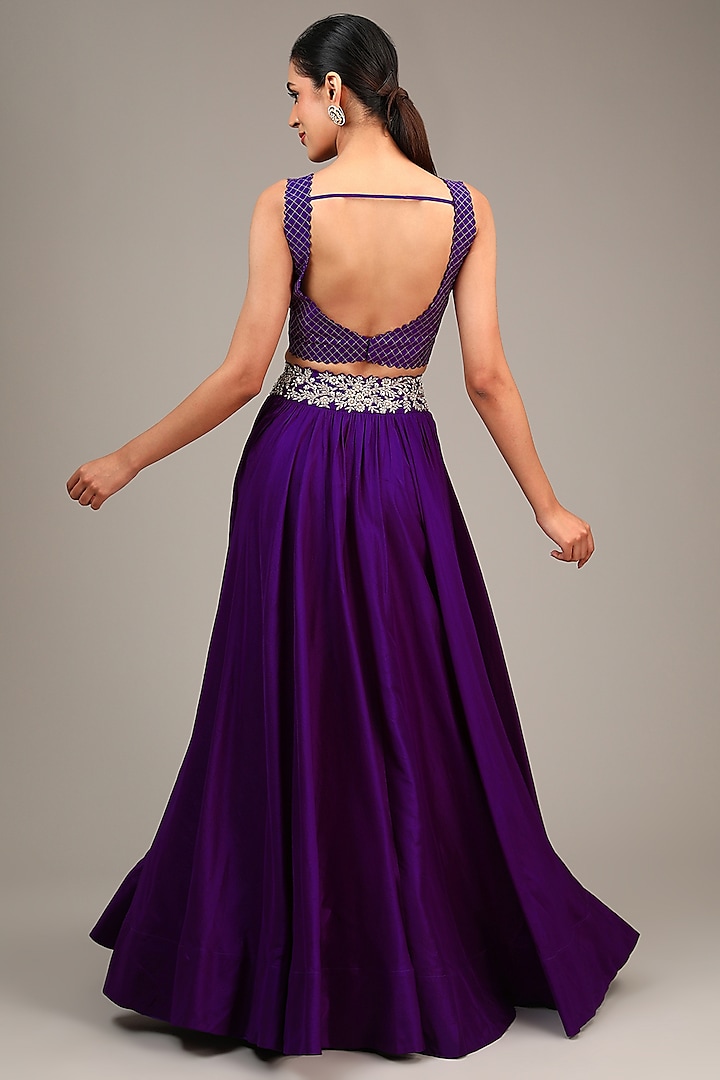 Purple Organza Hand Embroidered Cape Set by Mrunalini Rao at Pernia's Pop Up Shop
