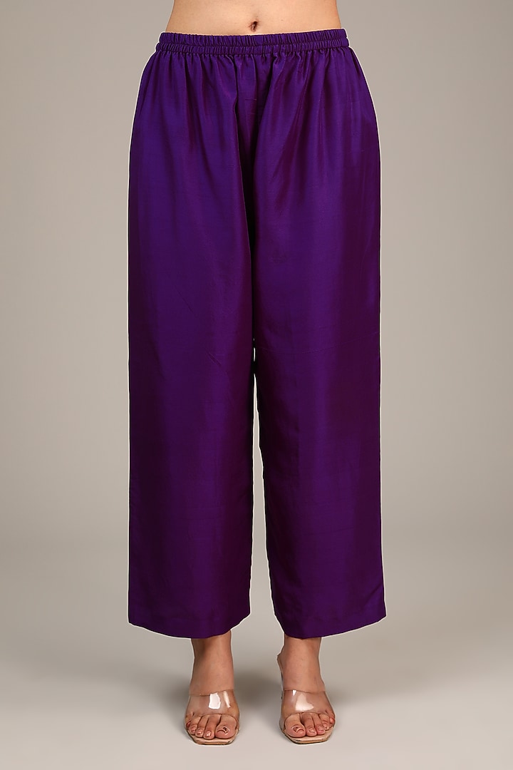 Purple Pure Silk Resham & Zardosi Embroidered Kurta Set by Mrunalini Rao at Pernia's Pop Up Shop