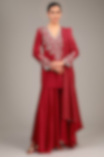 Red Pure Silk Resham & Zardosi Embroidered Kurta Set by Mrunalini Rao at Pernia's Pop Up Shop