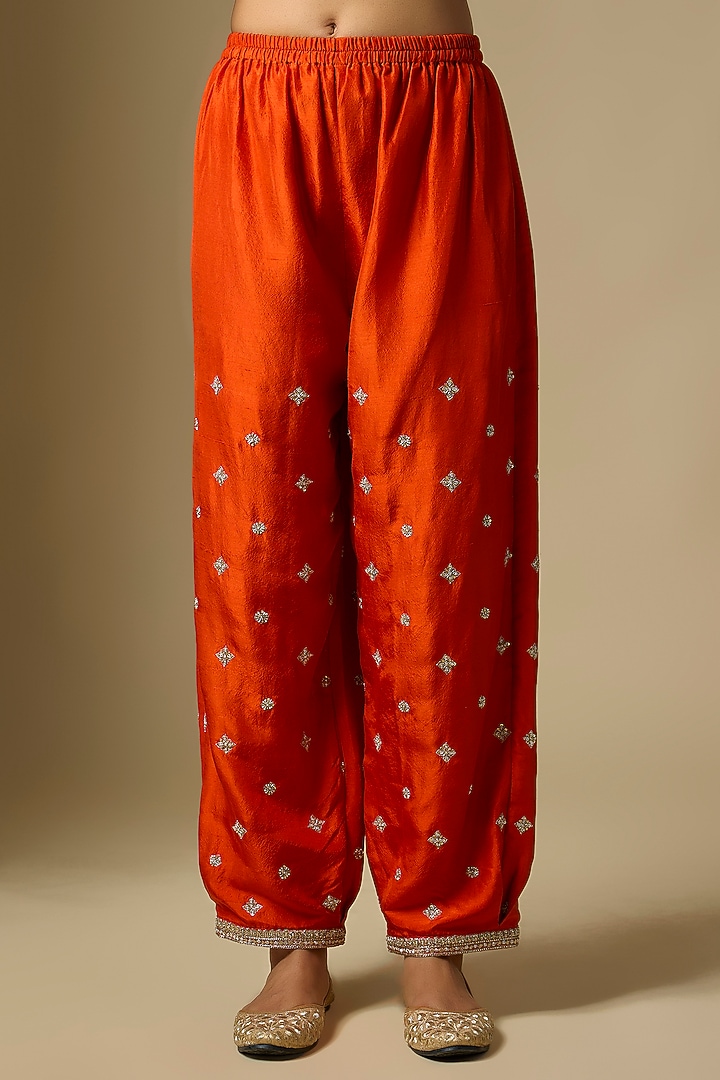 Orange Pure Silk Zardosi Hand Embroidered Kurta Set by Mrunalini Rao at Pernia's Pop Up Shop