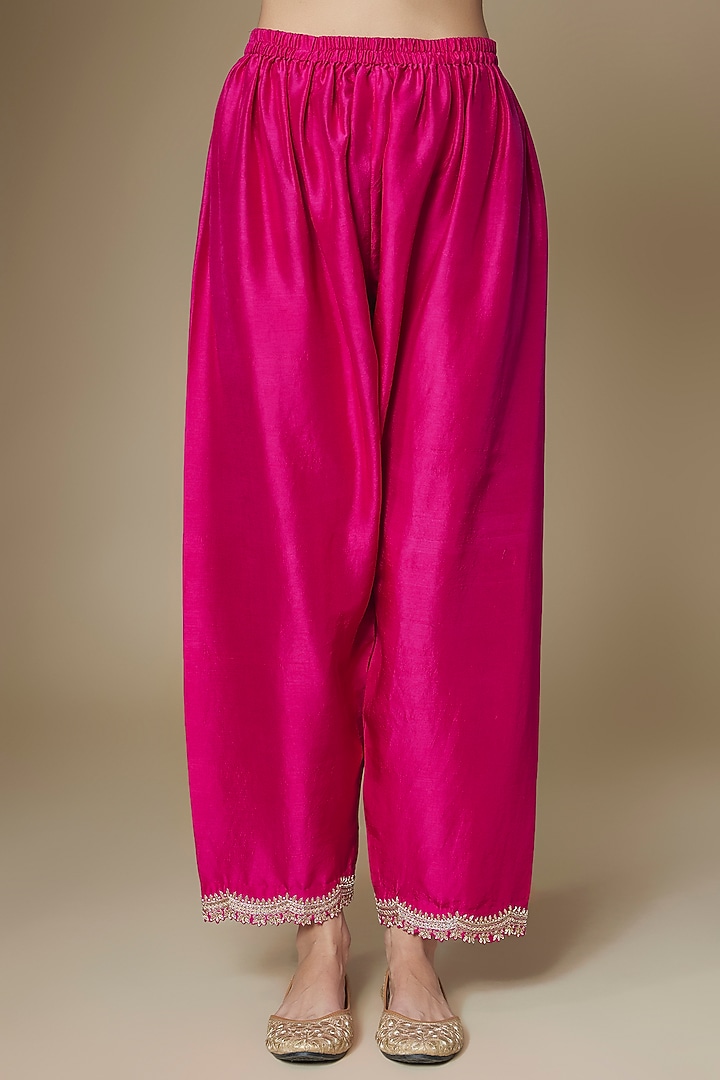 Pink Silk Zardosi Embroidered Kurta Set by Mrunalini Rao at Pernia's Pop Up Shop