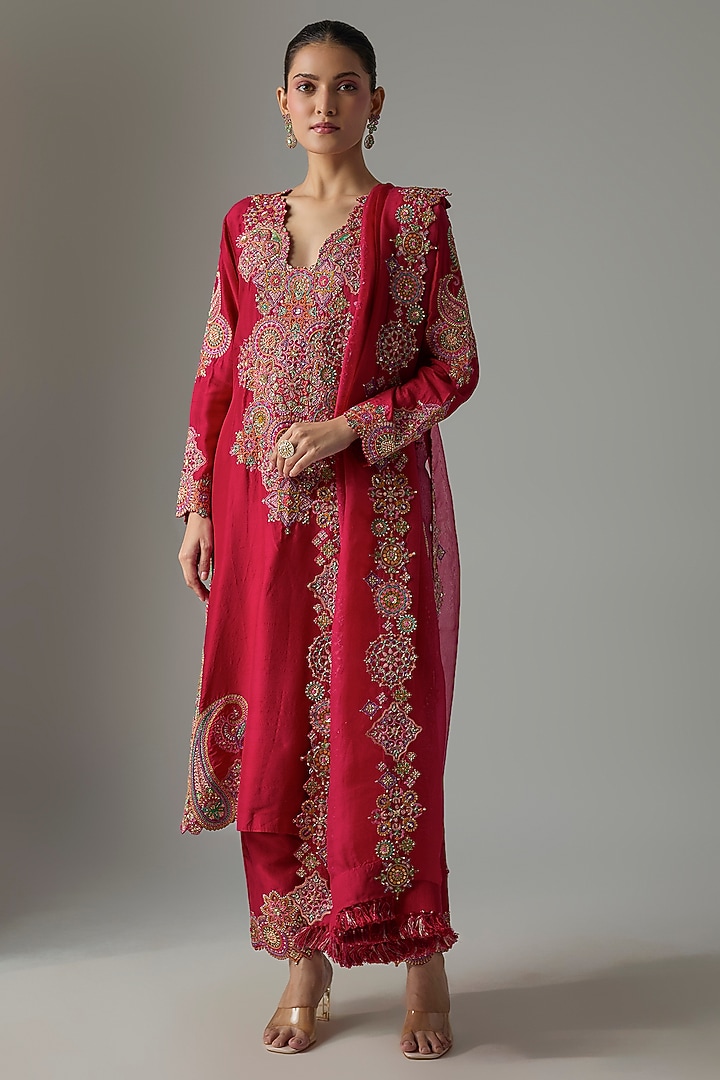 Red Silk Resham & Zardosi Embroidered Kurta Set by Mrunalini Rao at Pernia's Pop Up Shop