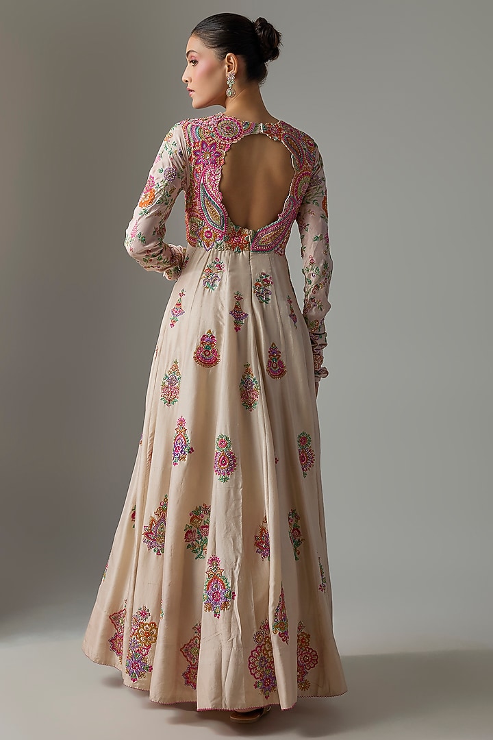 Ivory Silk Resham & Zardosi Embroidered Bridal Anarkali Set by Mrunalini Rao at Pernia's Pop Up Shop