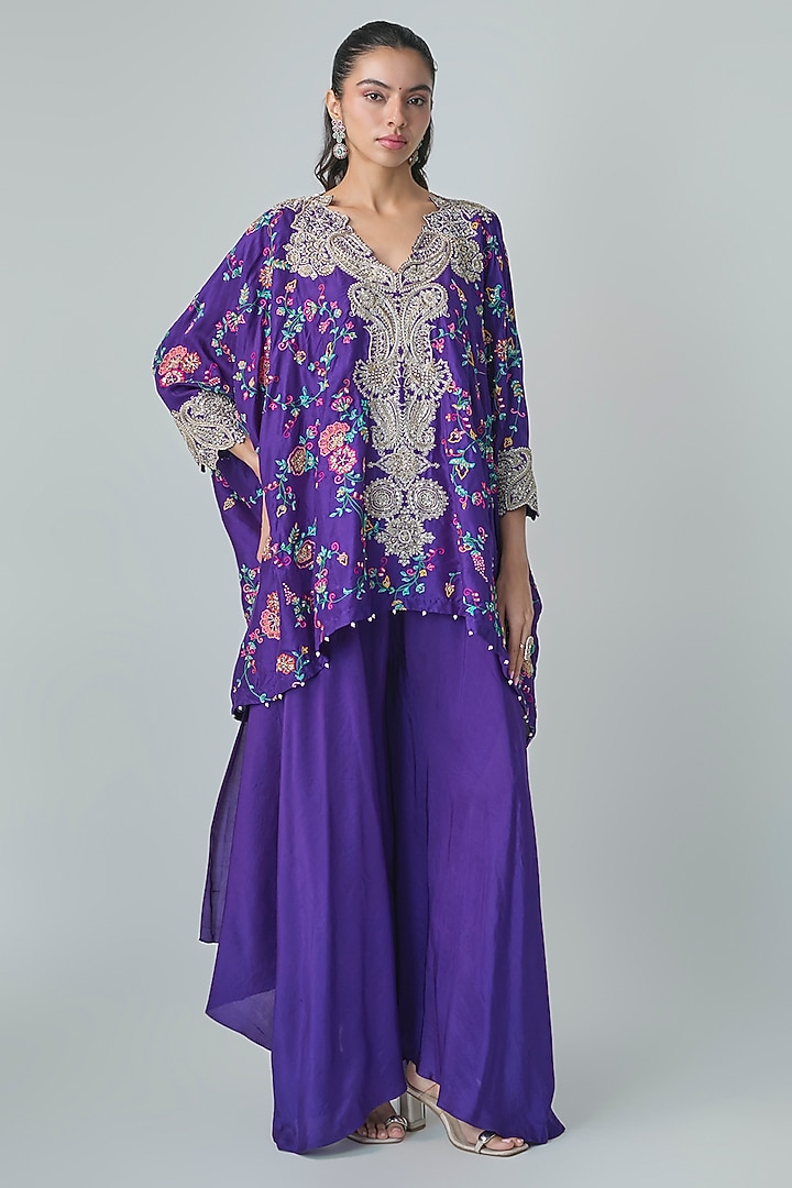 Purple Silk Resham Embroidered Kaftan Set by Mrunalini Rao at Pernia's Pop Up Shop