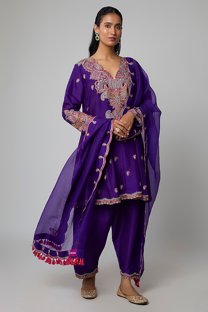 Purple Silk Mirror Hand Embroidered Kalidar Kurta Set by Mrunalini Rao at Pernia's Pop Up Shop