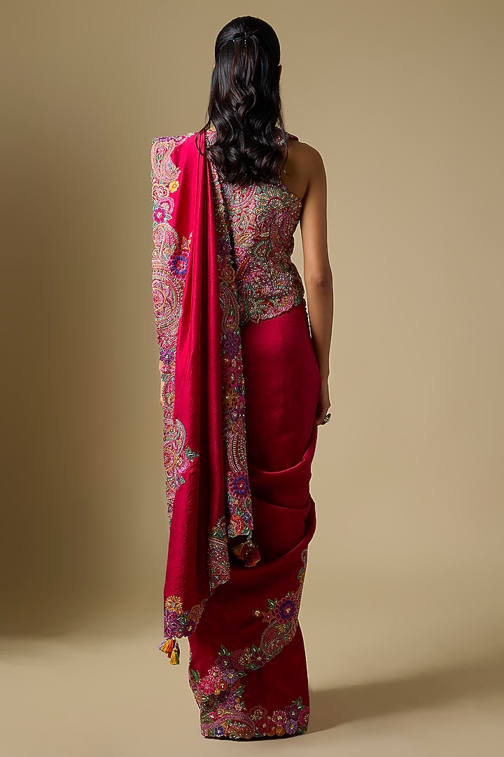 Maroon Matka Silk Floral & Paisley Bridal Saree Set by Mrunalini Rao at Pernia's Pop Up Shop