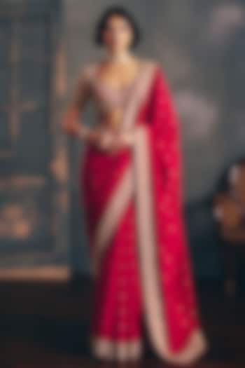 Red Chiniya Silk Zardosi Hand Embroidered Bridal Saree Set by Mrunalini Rao at Pernia's Pop Up Shop