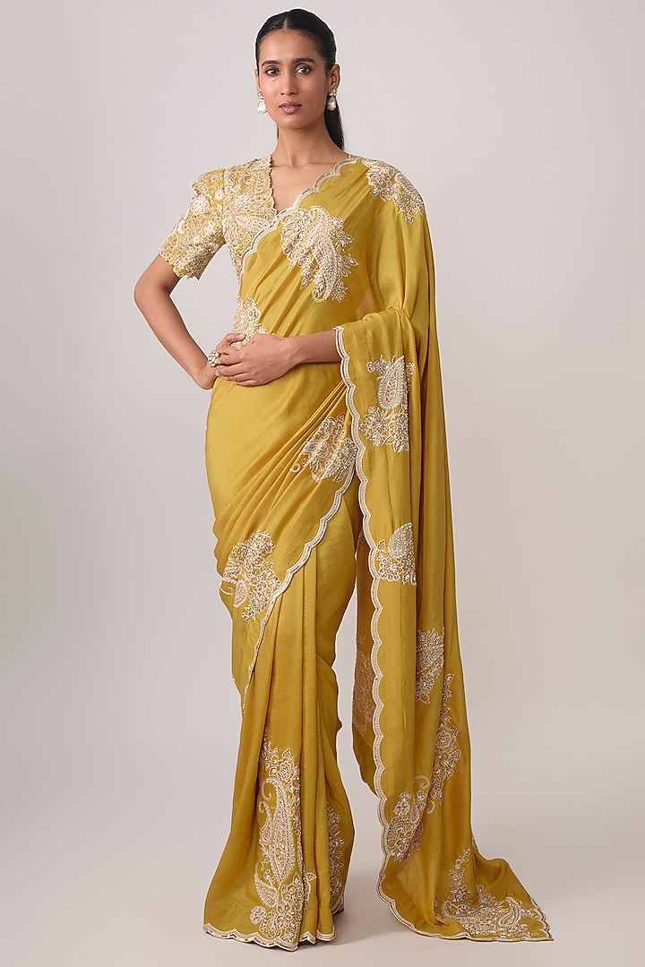 Yellow Silk Floral Embroidered Bridal Saree Set by Mrunalini Rao at Pernia's Pop Up Shop