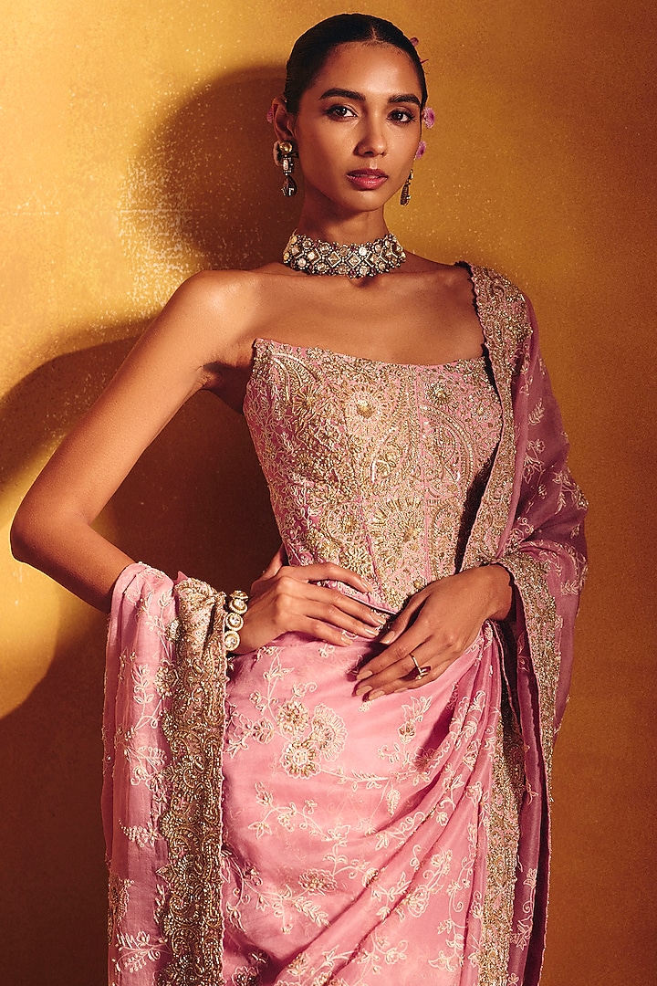 Pastel Pink Organza Floral Jaal & Pearl Embroidered Bridal Saree Set by Mrunalini Rao at Pernia's Pop Up Shop