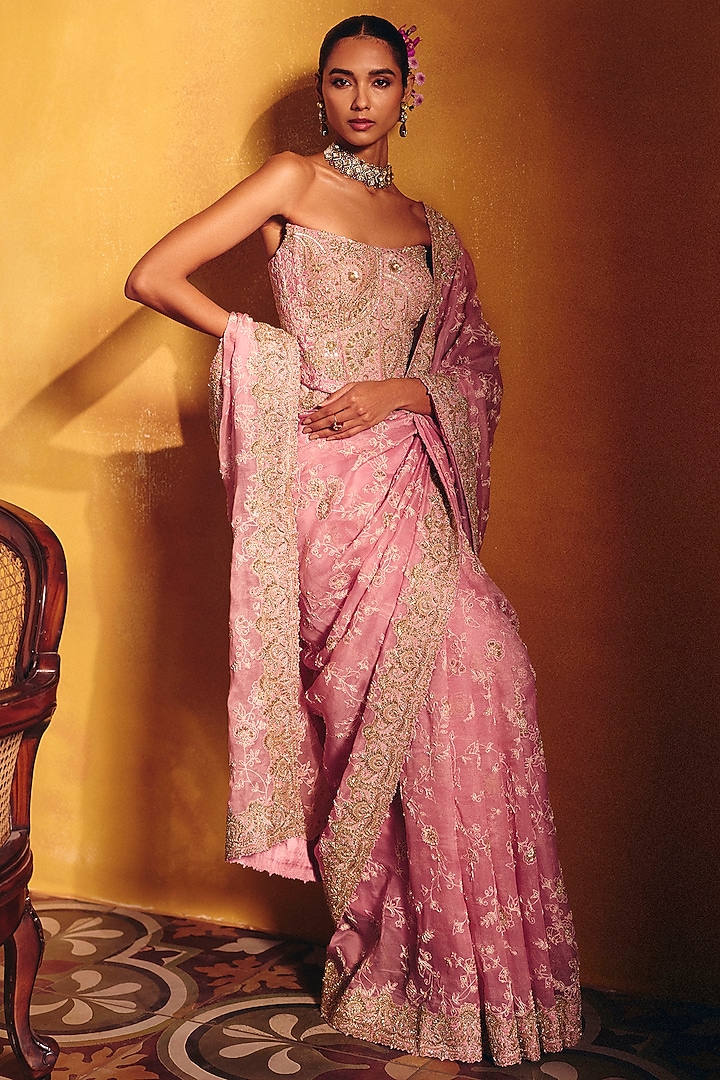 Pastel Pink Organza Floral Jaal & Pearl Embroidered Bridal Saree Set by Mrunalini Rao at Pernia's Pop Up Shop