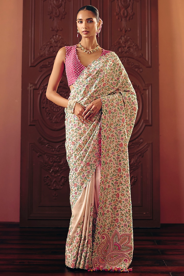 Ivory Silk Jaal & Pearl Embroidered Bridal Saree Set by Mrunalini Rao at Pernia's Pop Up Shop