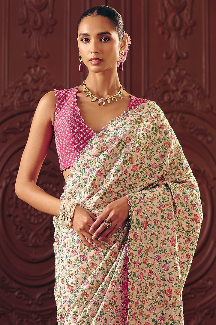 Ivory Silk Jaal & Pearl Embroidered Bridal Saree Set by Mrunalini Rao at Pernia's Pop Up Shop