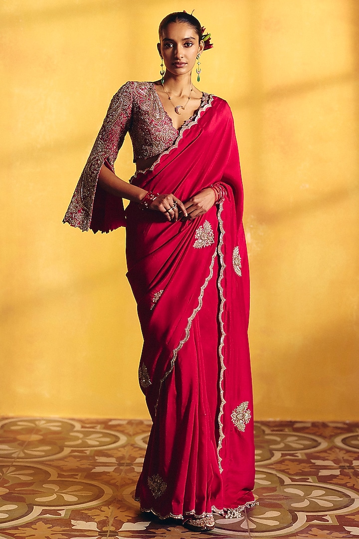 Red Silk Floral & Zardosi Embroidered Reception Saree Set by Mrunalini Rao at Pernia's Pop Up Shop
