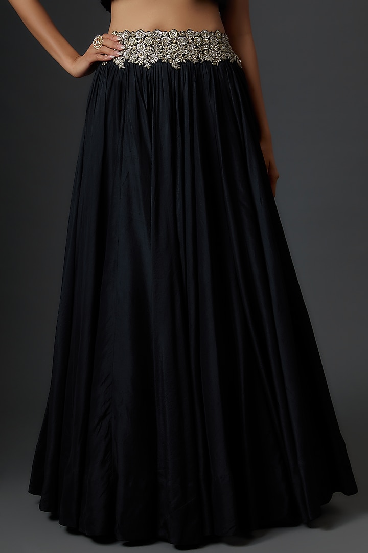 Black Organza Embroidered Cape Set by Mrunalini Rao at Pernia's Pop Up Shop