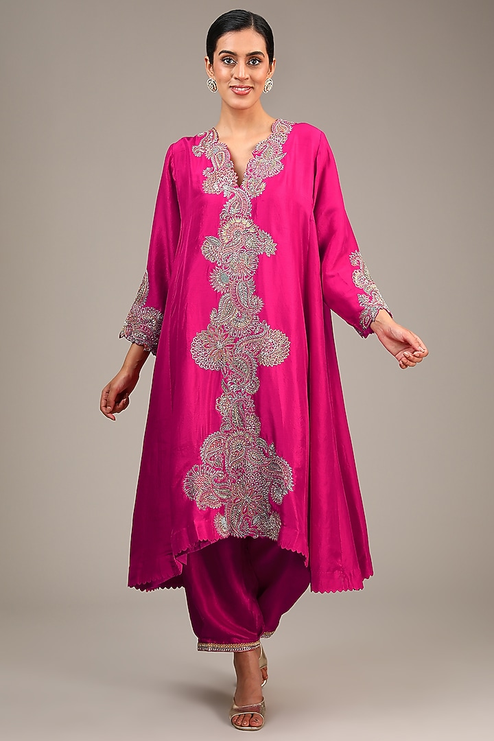 Hot Pink Pure Silk Resham & Pearl Hand Embroidered Kurta Set by Mrunalini Rao at Pernia's Pop Up Shop