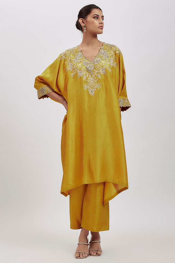 Yellow Pure Silk Hand Embroidered Kurta Set by Mrunalini Rao at Pernia's Pop Up Shop