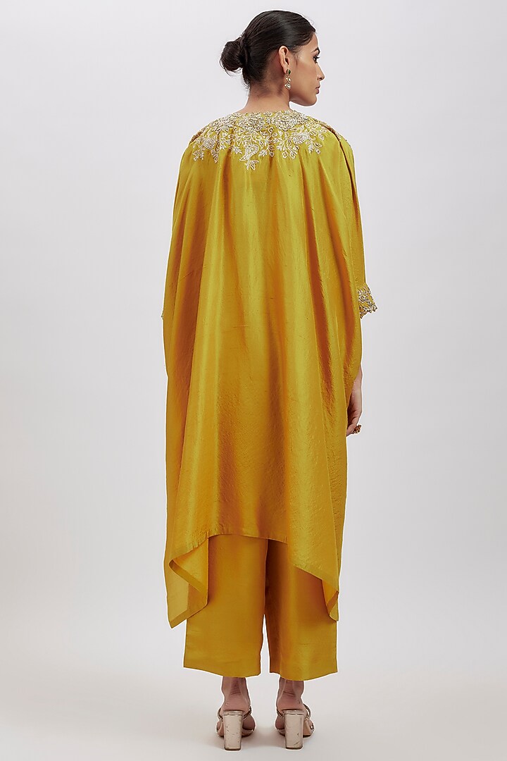 Yellow Pure Silk Hand Embroidered Kurta Set by Mrunalini Rao at Pernia's Pop Up Shop