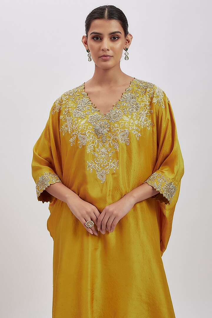 Yellow Pure Silk Hand Embroidered Kurta Set by Mrunalini Rao at Pernia's Pop Up Shop