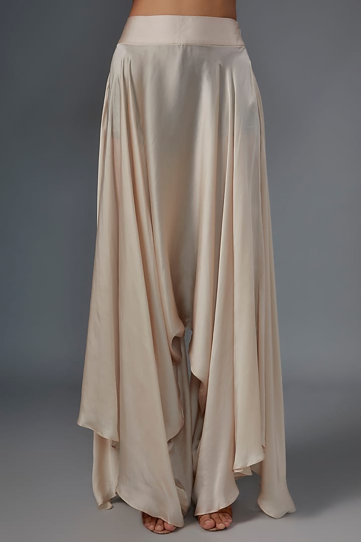 Ivory Organza Pearl Embroidered Sheer Cape Set by Mrunalini Rao at Pernia's Pop Up Shop