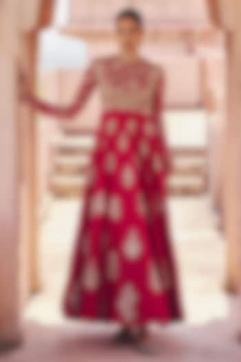 Red Silk Zardosi Embroidered Bridal Anarkali Set by Mrunalini Rao at Pernia's Pop Up Shop