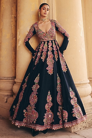 Black Silk Zardosi Embroidered Anarkali Set by Mrunalini Rao