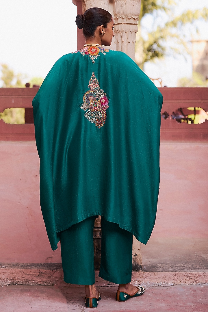 Rama Green Silk Zardosi Embroidered Kurta Set by Mrunalini Rao at Pernia's Pop Up Shop
