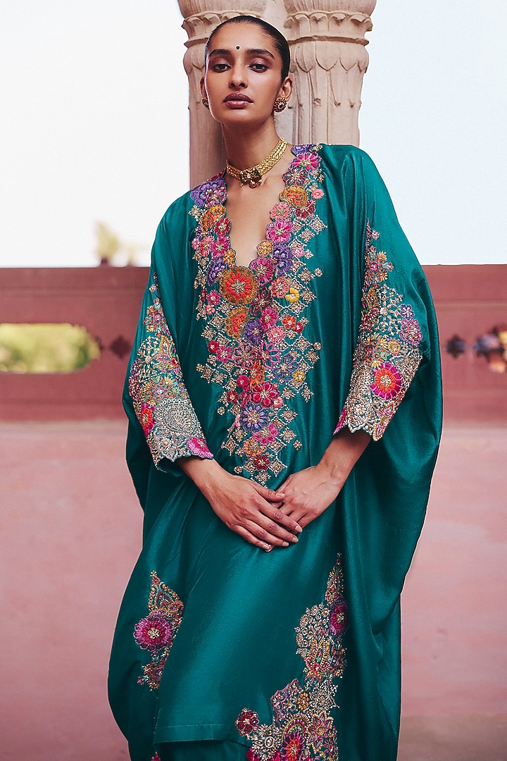 Rama Green Silk Zardosi Embroidered Kurta Set by Mrunalini Rao at Pernia's Pop Up Shop