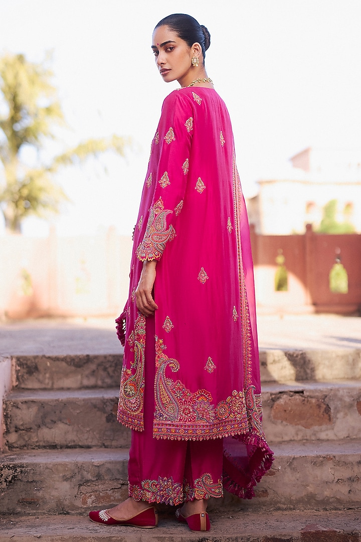 Fuschia Pink Silk Zardosi Embroidered Kurta Set by Mrunalini Rao at Pernia's Pop Up Shop