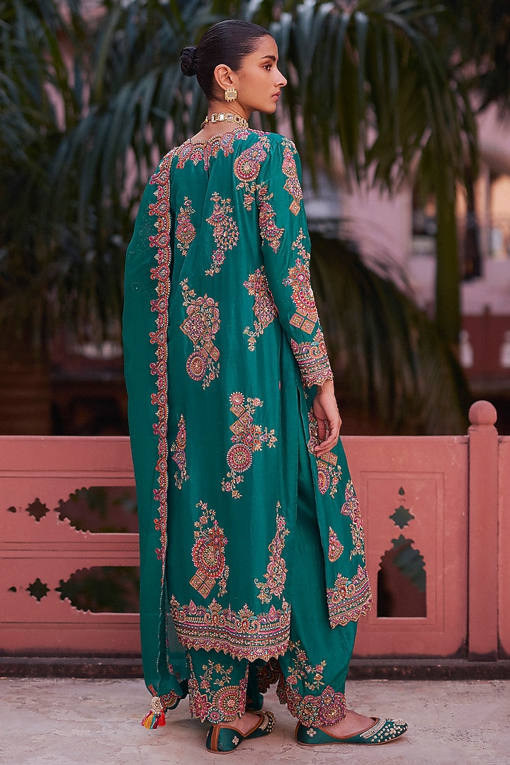 Rama Green Silk Zardosi Embroidered Kurta Set by Mrunalini Rao at Pernia's Pop Up Shop