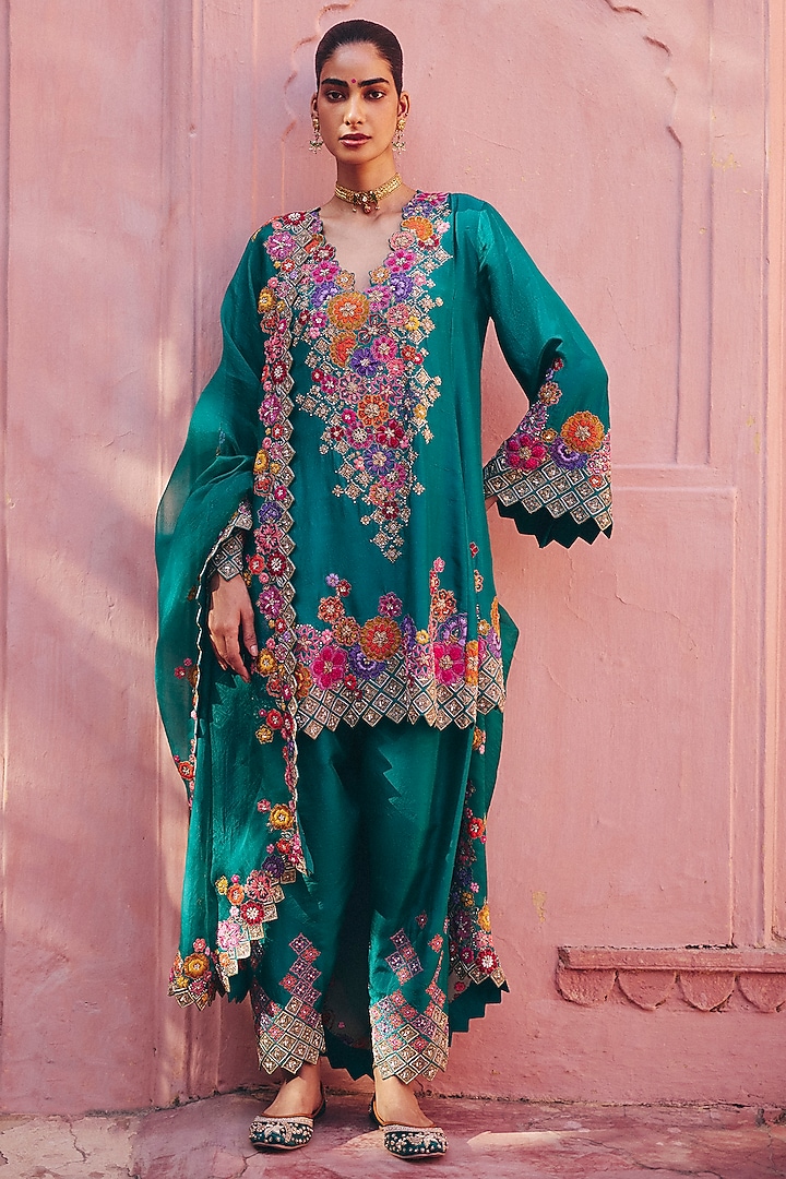 Rama Green Silk Zardosi Embroidered A-line Kurta Set by Mrunalini Rao at Pernia's Pop Up Shop