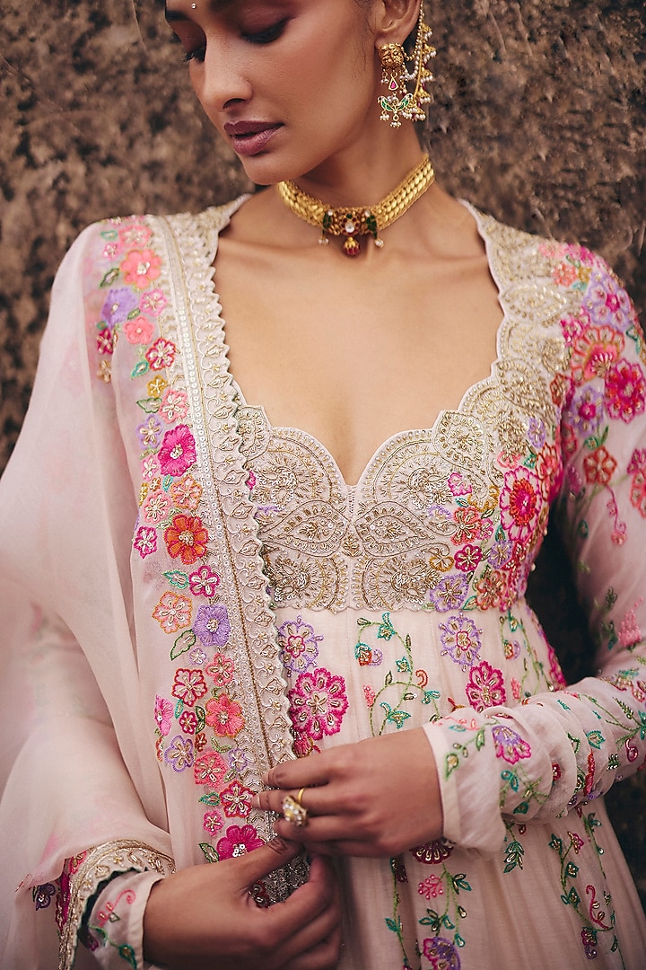 Ivory Chanderi Zardosi Embroidered Kalidar Bridal Anarkali Set by Mrunalini Rao at Pernia's Pop Up Shop