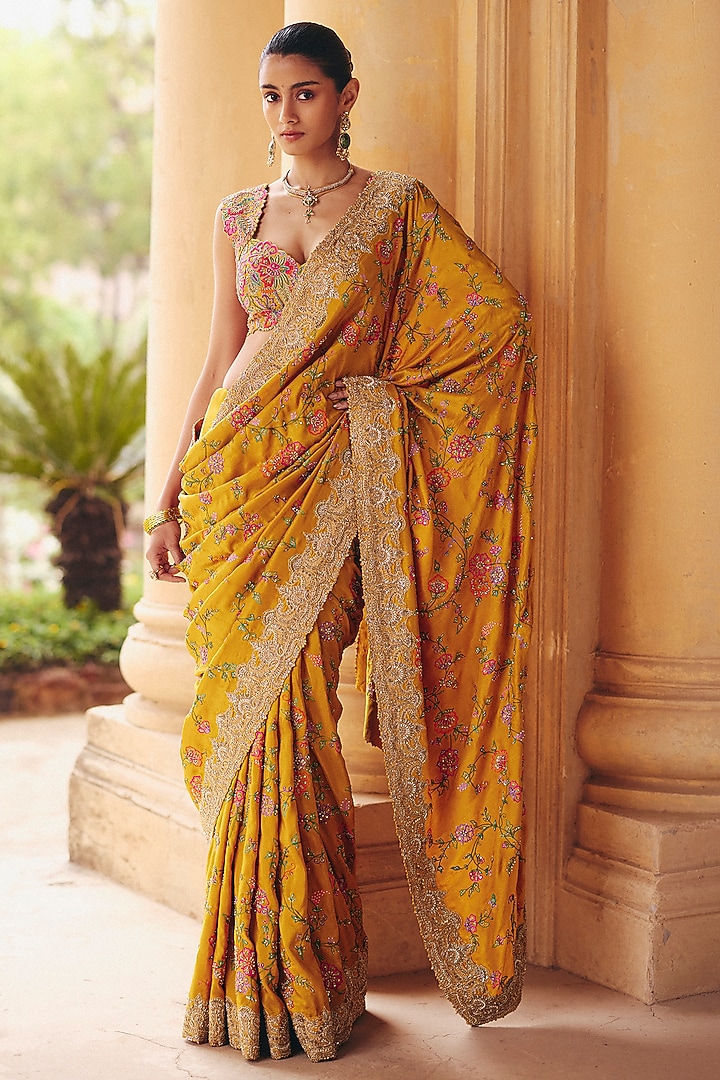 Yellow Raw Silk Zardosi Embroidered Bridal Saree Set by Mrunalini Rao at Pernia's Pop Up Shop