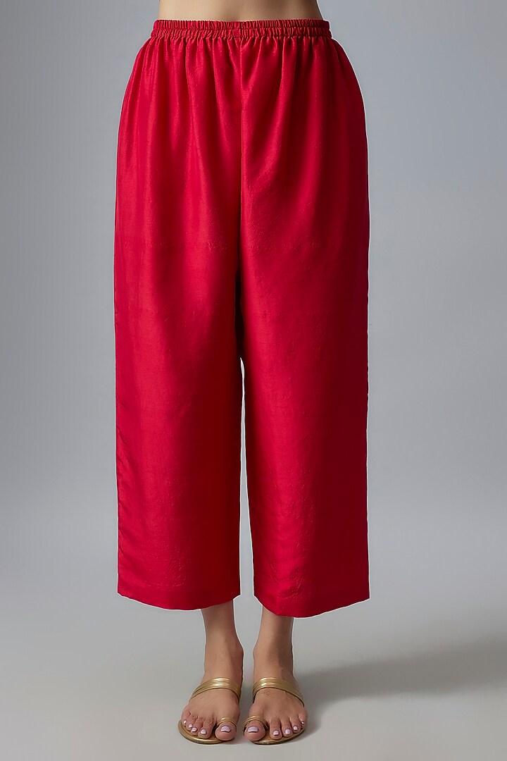 Red Silk Zardosi & Pearl Hand Embroidered Kaftan Set by Mrunalini Rao at Pernia's Pop Up Shop