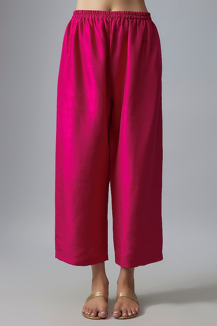 Hot Pink Silk Zardosi & Pearl Hand Embroidered Kaftan Set by Mrunalini Rao at Pernia's Pop Up Shop