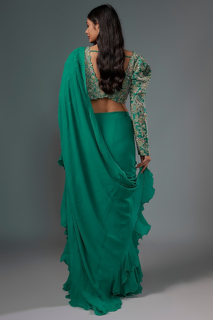 Rama Green Chiffon Ruffled Reception Saree Set by Mrunalini Rao at Pernia's Pop Up Shop
