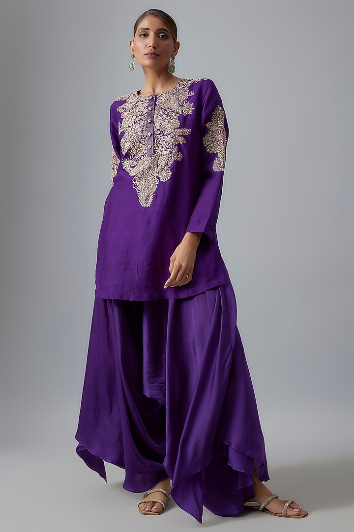 Purple Pure Silk Zardosi & Pearl Hand Embroidered Kurta Set by Mrunalini Rao at Pernia's Pop Up Shop