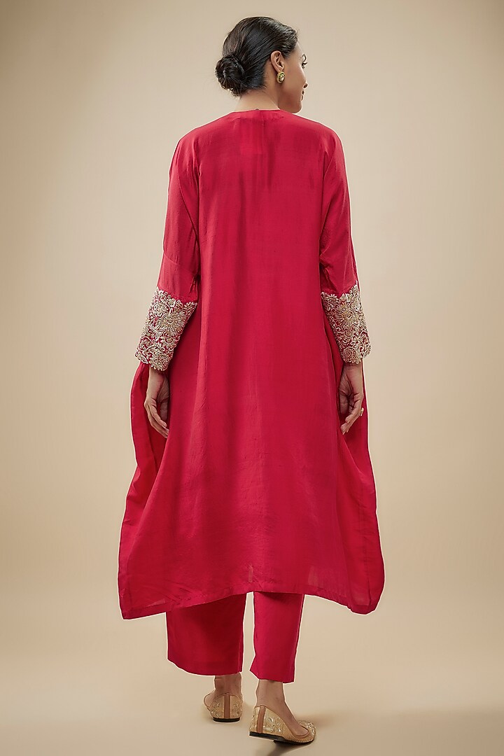 Red Silk Bead Hand Embroidered Kurta Set by Mrunalini Rao at Pernia's Pop Up Shop